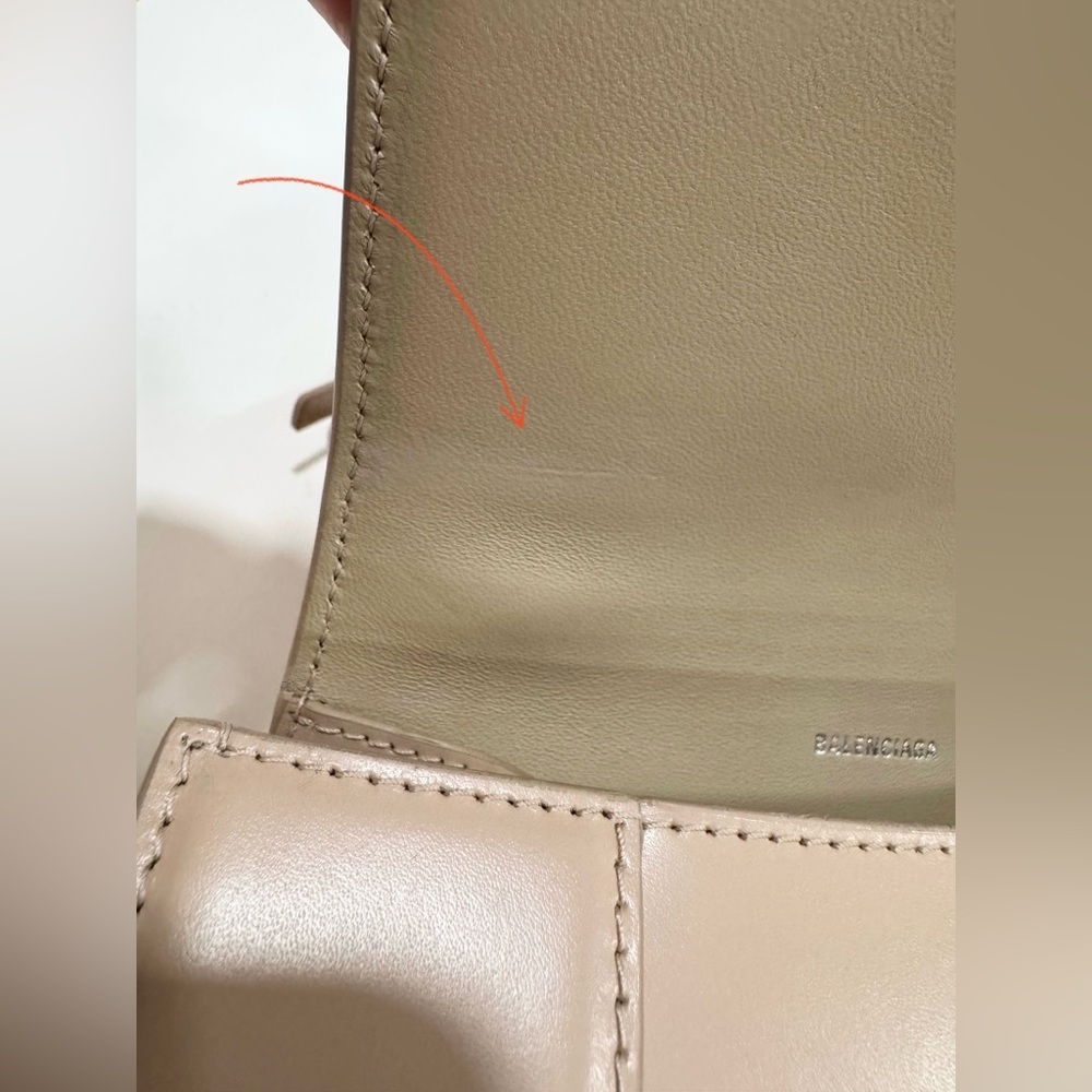 BALENCIAGA Hourglass Small Handbag in beige shiny box calfskin Bag - Picture 11 of 16